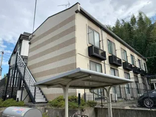 レオパレスアムール【2階】の外観