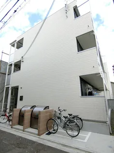 リブリ・カドマ【1階】の外観