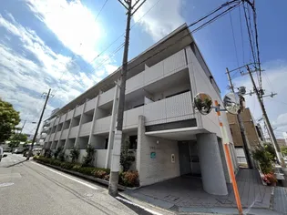 クラウンスリーの画像