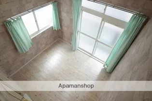 野崎KS【1階】の居間