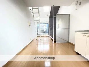 ハーミッツ・セル大桐【1階】の居間