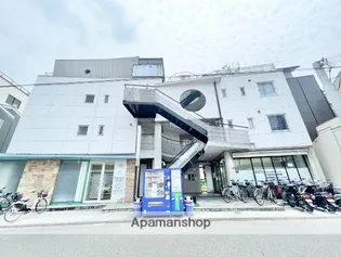 USフラット【3階】の外観