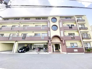 ベルフラワー山下【1階】の外観