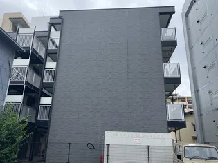 レオパレスハルカ【3階】の外観