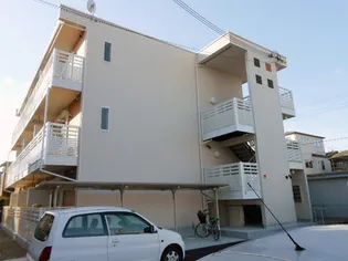 レオネクストルナ【2階】の外観