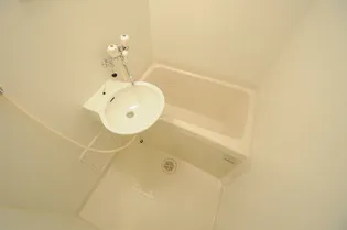 レオパレスけやき【2階】の風呂