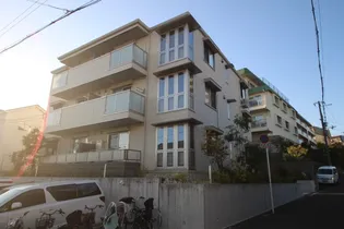 ルレーヴ吹田山手町【1階】の外観