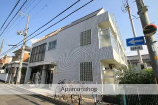 クレイドル江坂【1階】の外観