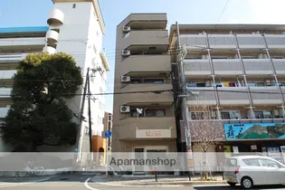 ジョイフル新大阪【3階】の外観