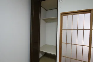 ローズ千里山【2階】の内装