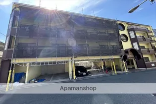 ベルフラワー山下【2階】の外観