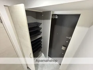 THE RESIDENCE H【10階】の内装