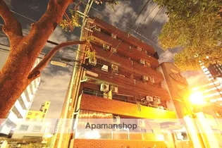 オーブ新大阪【7階】の外観