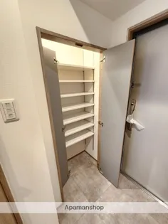 カウニス丸山通【8階】の内装