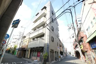 メビウスハウスの画像