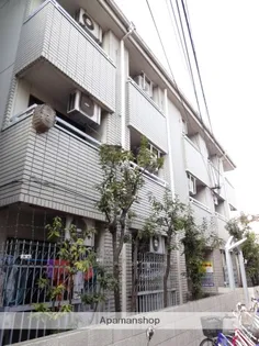 ロイヤルメゾン生野【105号室】の外観