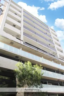 大阪府大阪市北区芝田2丁目【マンション】の外観