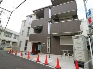 ドゥソレイユの画像