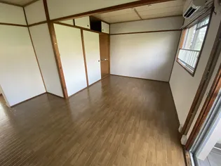 ルミエール楠葉【2階】の内装