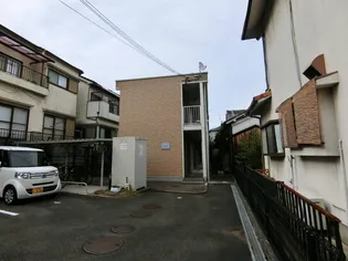 レオパレスプログレ エヌベータ【1階】の外観