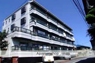 グランデール中宮【5階】の外観