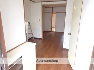 コーポ赤松【3階】の居間