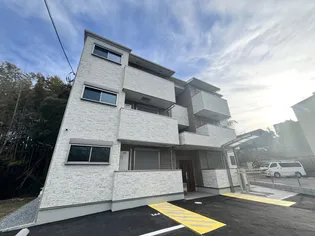 京都府八幡市男山吉井【アパート】の外観