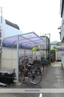 プルミエール荘園【1階】の外観