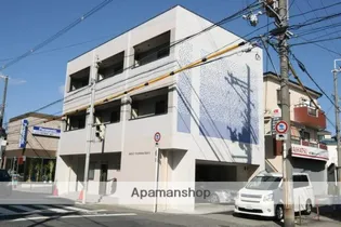 アマントリビエール鉢塚【3階】の外観