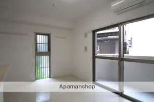 ラフィーン蛍池【2階】の内装