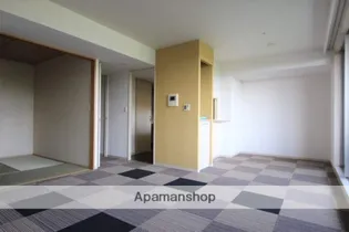 ジオメゾン新千里東町【4階】の居間