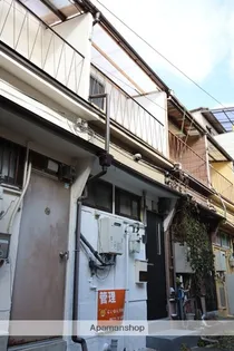 兵庫県川西市花屋敷1丁目【テラスハウス】の外観