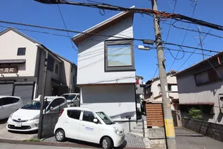 兵庫県川西市萩原3丁目【一戸建】の外観