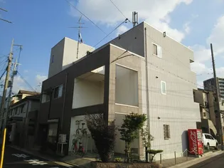 フォーリスト リヴァーの画像