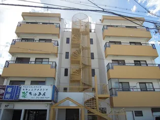 小松里マンション【4階】の外観