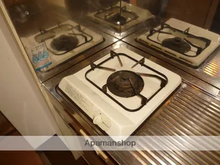 ヴェルナール若松【2階】の内装