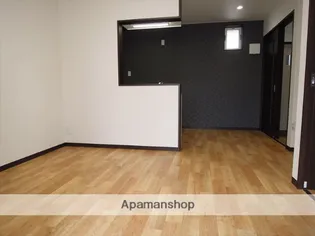 カルミアコート【201号室】の居間