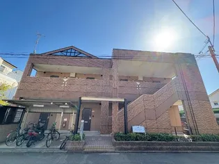 ラ・メゾン【2階】の外観