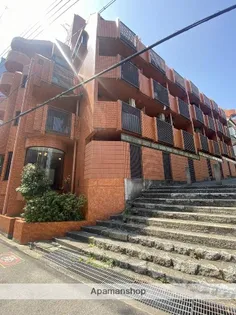 アーク上町台Ⅱ番館【1階】の外観