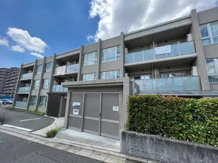 Y's Court千里山【2階】の外観