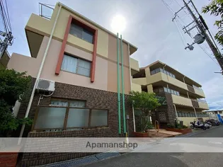 ヴァン・クリーフ【3階】の外観