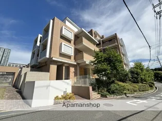 テラス新千里西町【2階】の外観