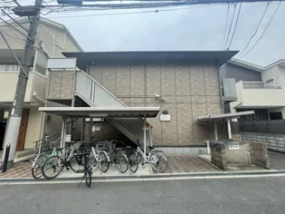 バモス リンピエサ【102号室号室】の外観