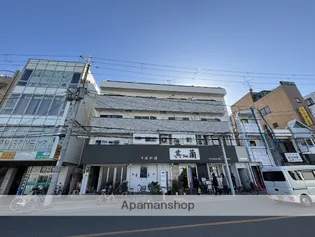 真法院ビルの画像