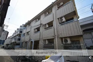 ロイヤルメゾン生野【105号室】の外観