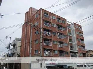 マンション山下【206号室】の外観