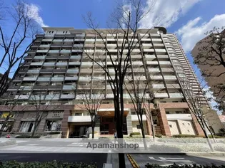 ロイヤルパークス桃坂【9階】の外観