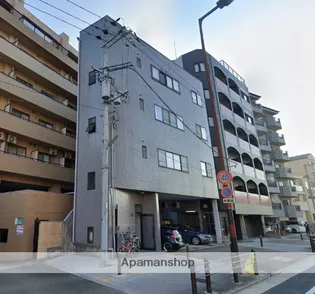 クリスタルビルの画像