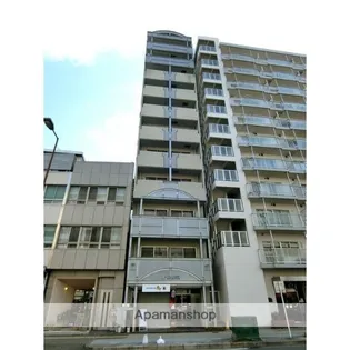 Y’sパレス谷町【1102号室】の外観