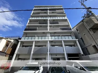 ラ・フェスタ真田山【1階】の外観